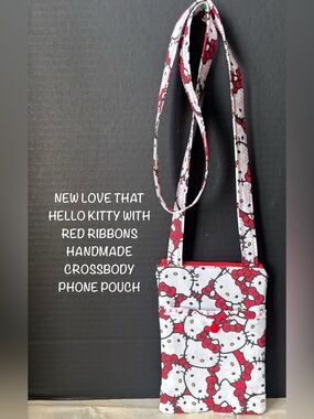 New Love that Hello Kitty White and Red Ribbon Crossbody Pouch